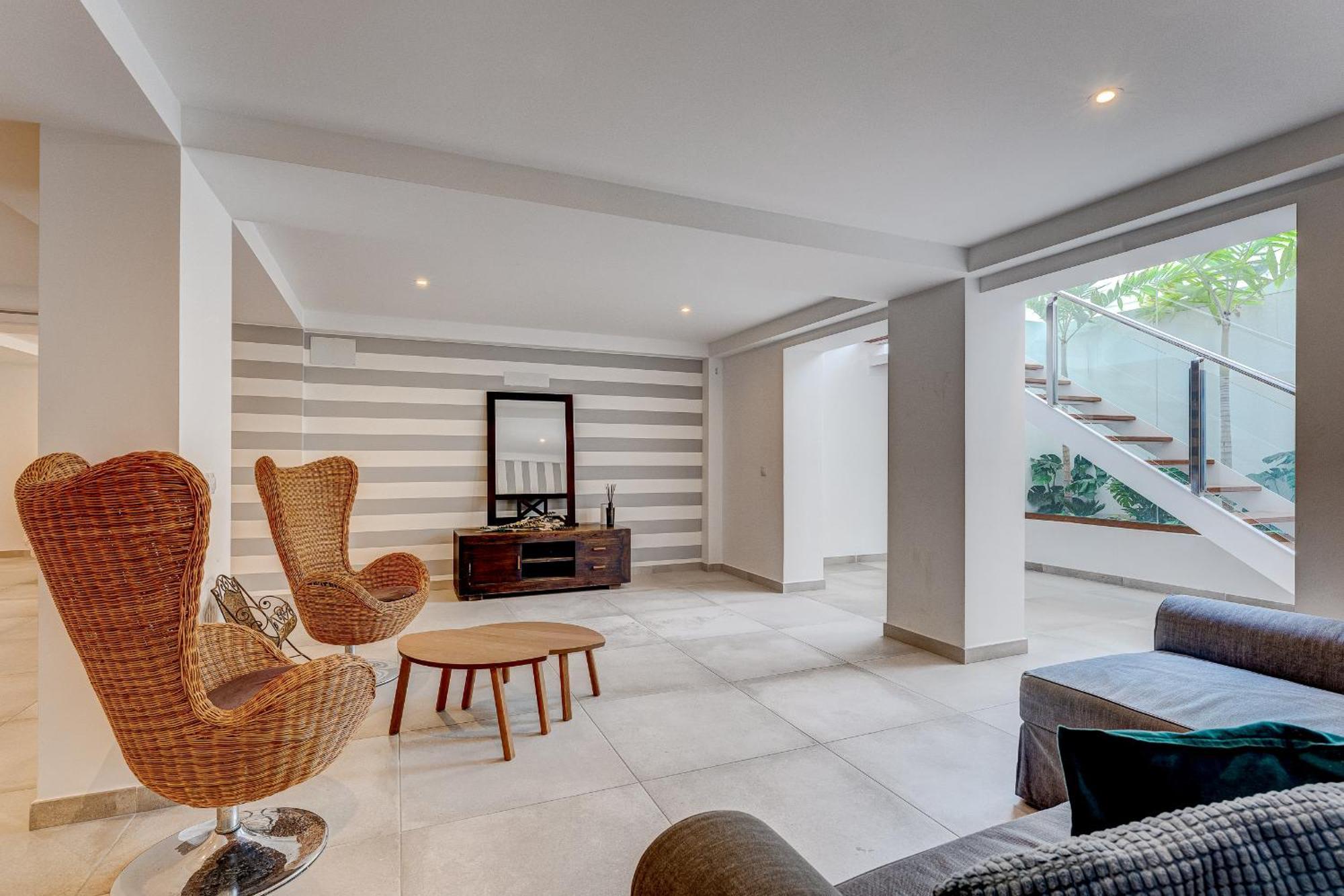 Fabulous Contemporary 5 Bedroom Villa With Private Heated Pool, Sleeps Max 13 Callao Salvaje Exterior photo