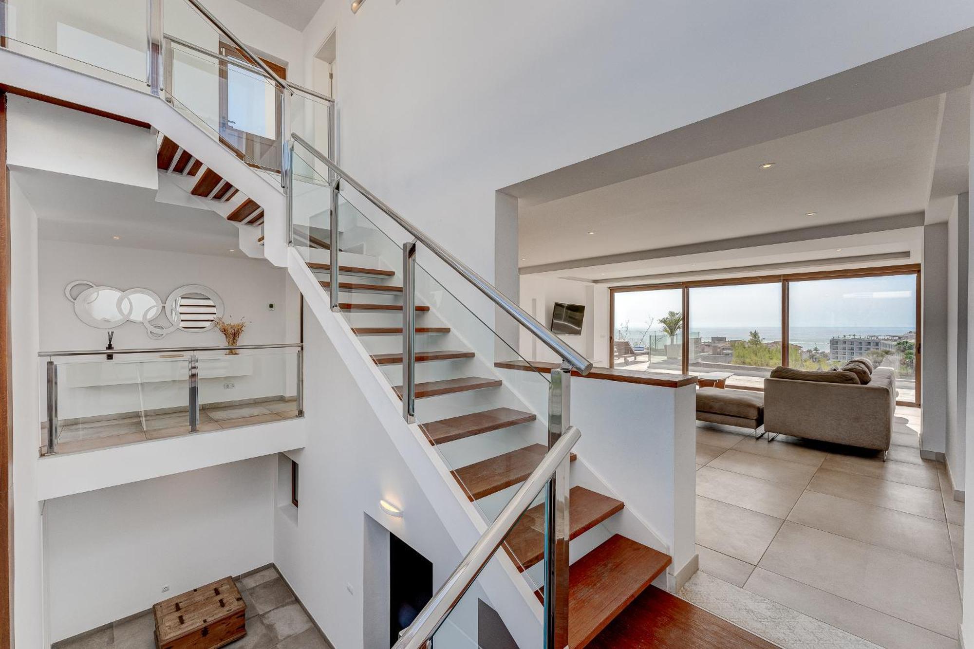 Fabulous Contemporary 5 Bedroom Villa With Private Heated Pool, Sleeps Max 13 Callao Salvaje Exterior photo