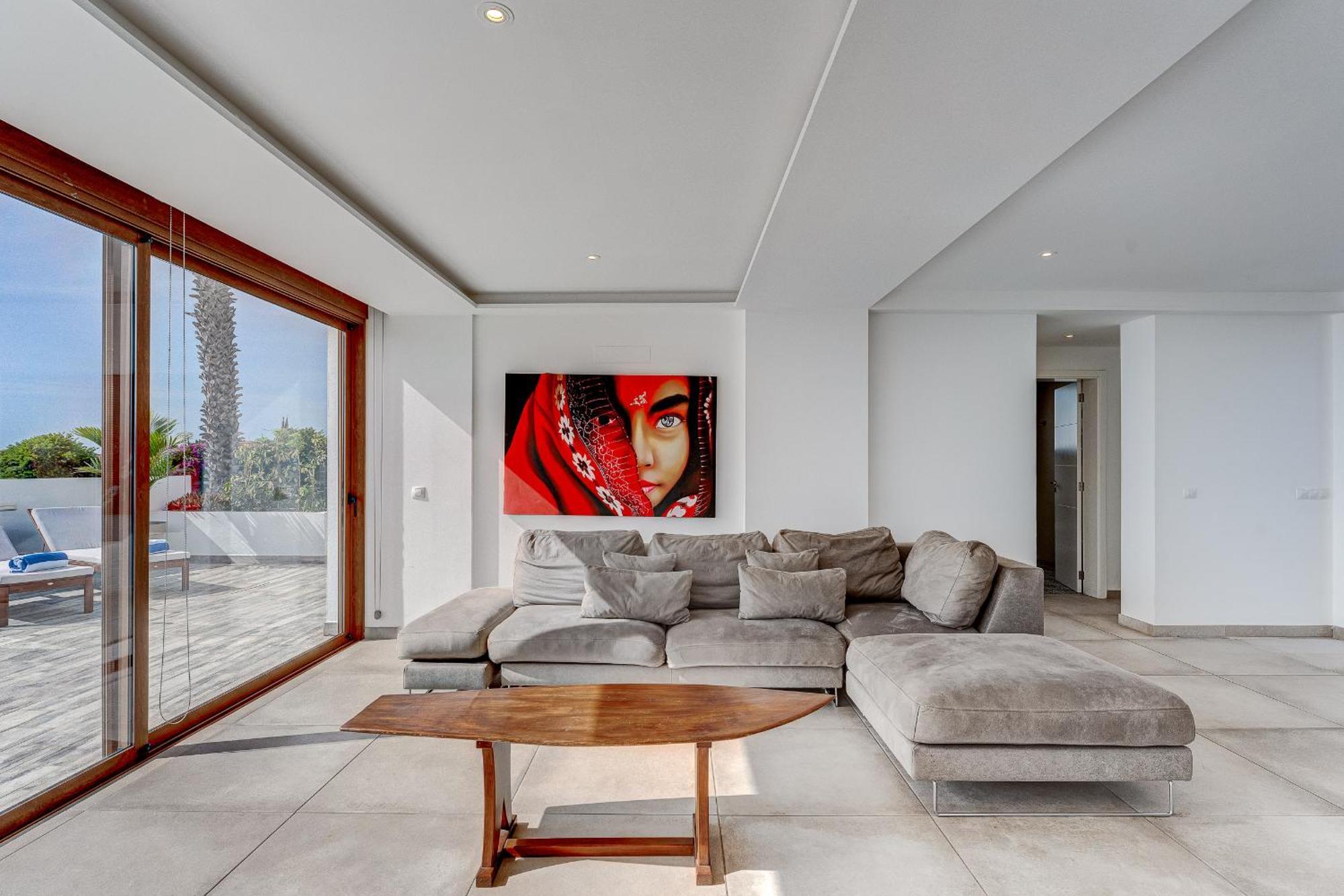Fabulous Contemporary 5 Bedroom Villa With Private Heated Pool, Sleeps Max 13 Callao Salvaje Exterior photo